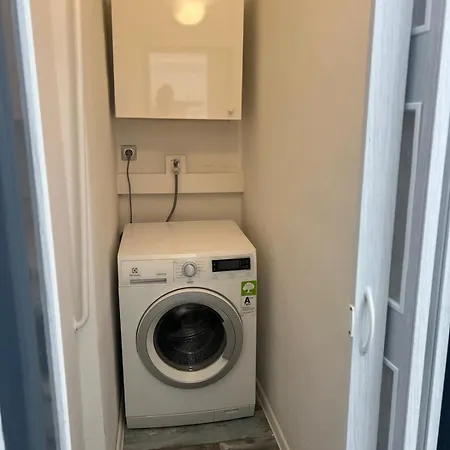 Self-check - White Two * Nyitra