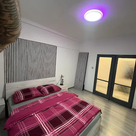 Self-check - White Two Apartment Nitra