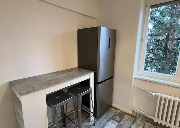 Apartman Self-check - White Two *